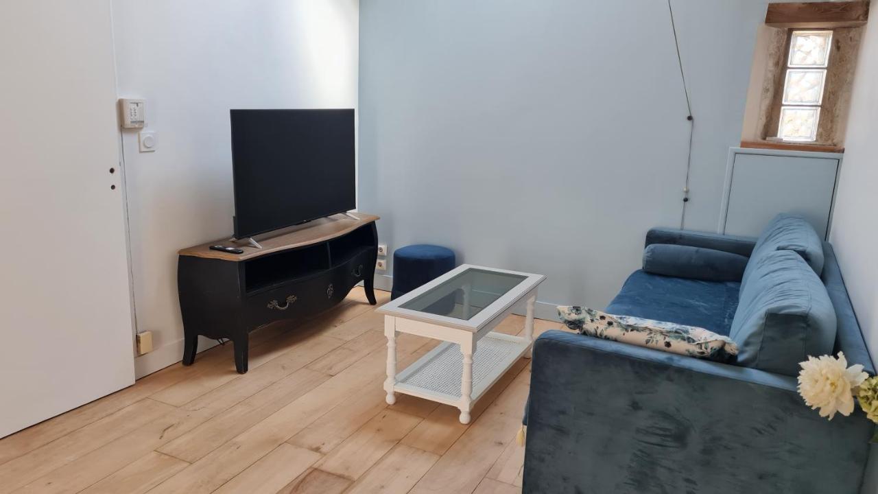 Belle Suite Dans Corps De Ferme - Logement Alicia Villiers-sous-Grez エクステリア 写真