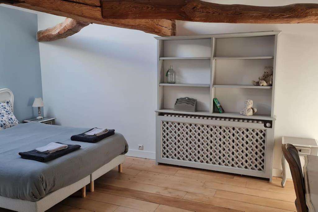 Belle Suite Dans Corps De Ferme - Logement Alicia Villiers-sous-Grez エクステリア 写真